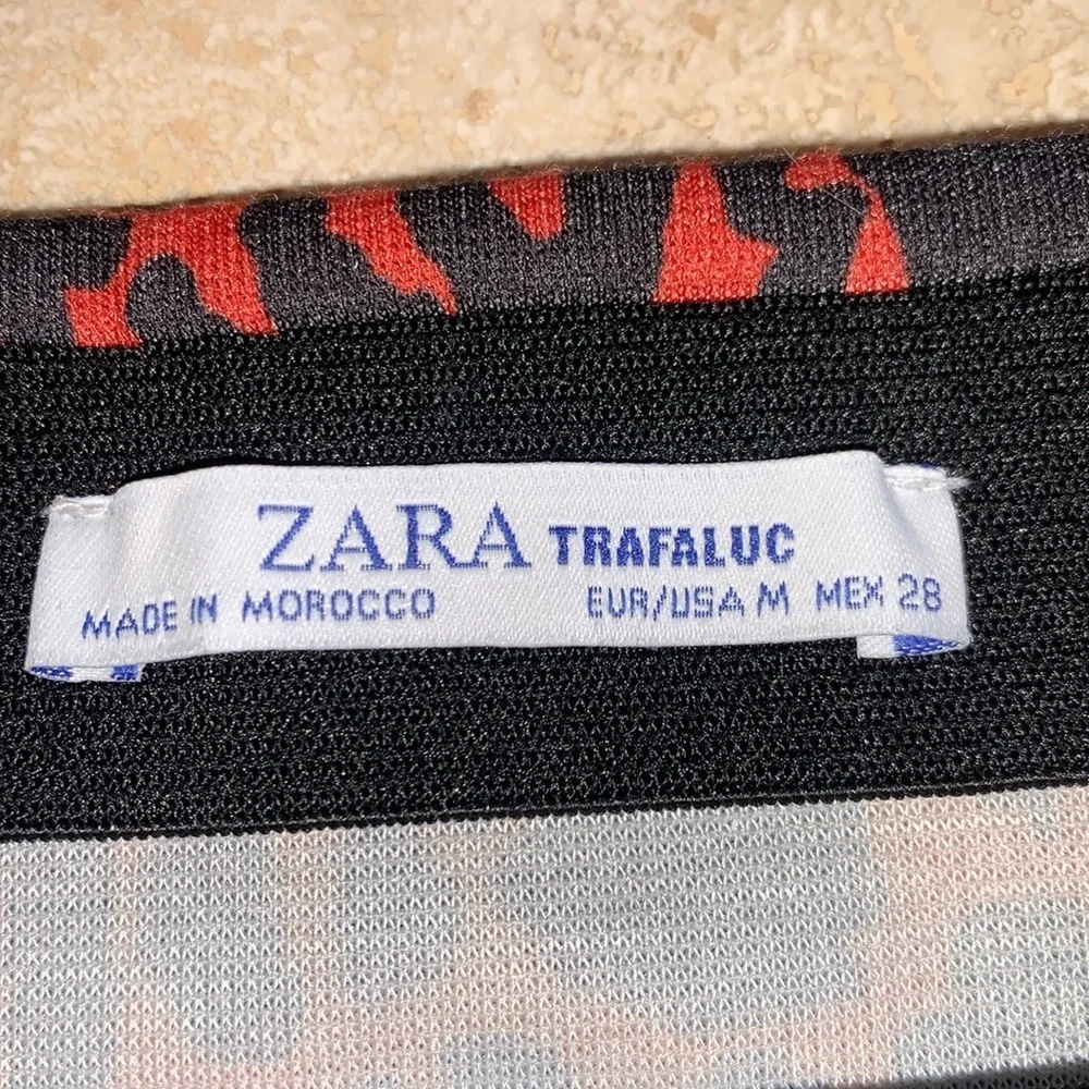 ZARA TRAFALUC leopard pencil skirt, sexy red & black, mid calf, stretch. M